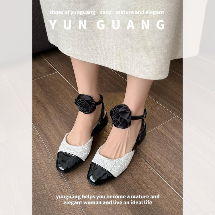 Giày YUNGUANG đế bệt phối hoa ngọt ngào thời trang mùa xuân cho bạn nữ