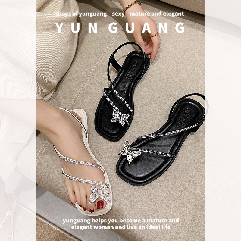 Sandal YUNGUANG đế bằng xỏ ngón đính đá hình bướm cho nữ hàng ngày