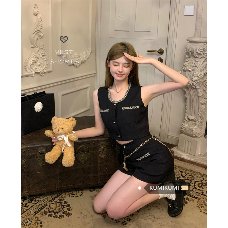 Set Áo Sát Nách Màu Đen + Quần Short Lưng Cao Thời Trang