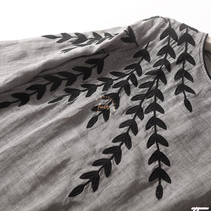 Đầm cotton Lanh Dài Vừa Dáng Rộng Xẻ Tà Thêu Họa Tiết Mùa Hè