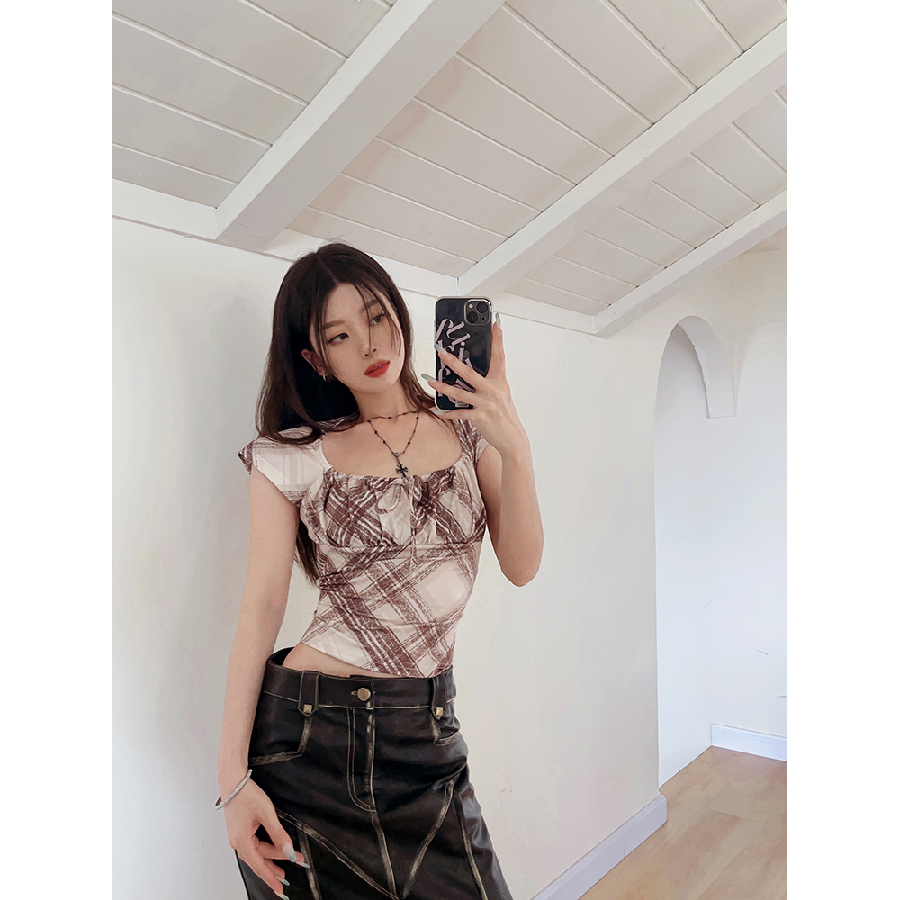 Áo Thun Tay Ngắn Cổ Vuông Phối Dây Rút Thời Trang Dành Cho Nữ