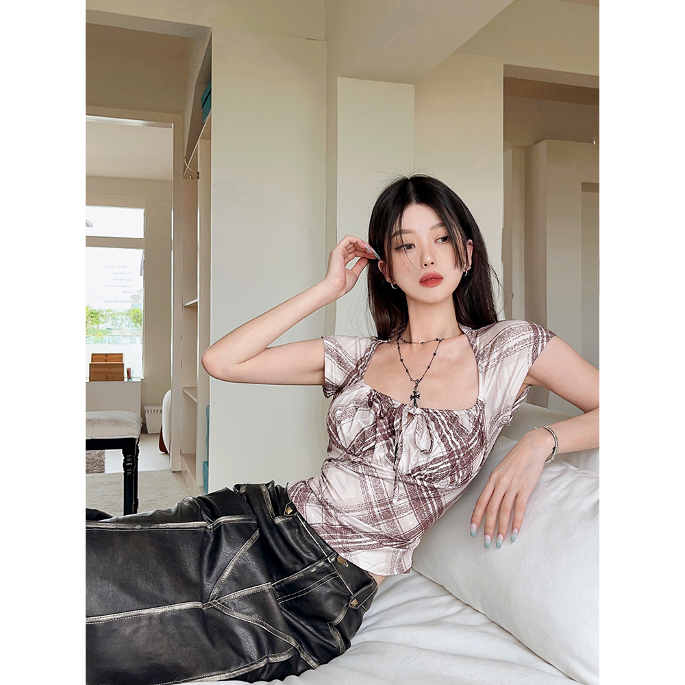 Áo Thun Tay Ngắn Cổ Vuông Phối Dây Rút Thời Trang Dành Cho Nữ