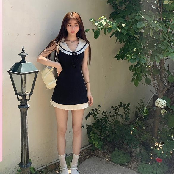 Đầm Đen Cổ Thủy Thủ Dáng Ôm Thời Trang Phong Cách Mới 2023