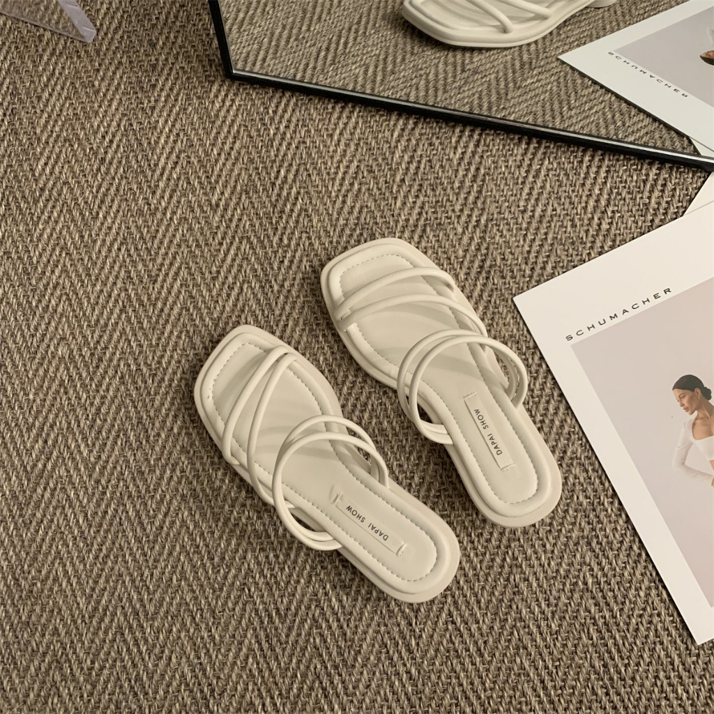 Giày Sandal Đế Thấp Mũi Vuông Mềm Mại Thời Trang Cho Nữ