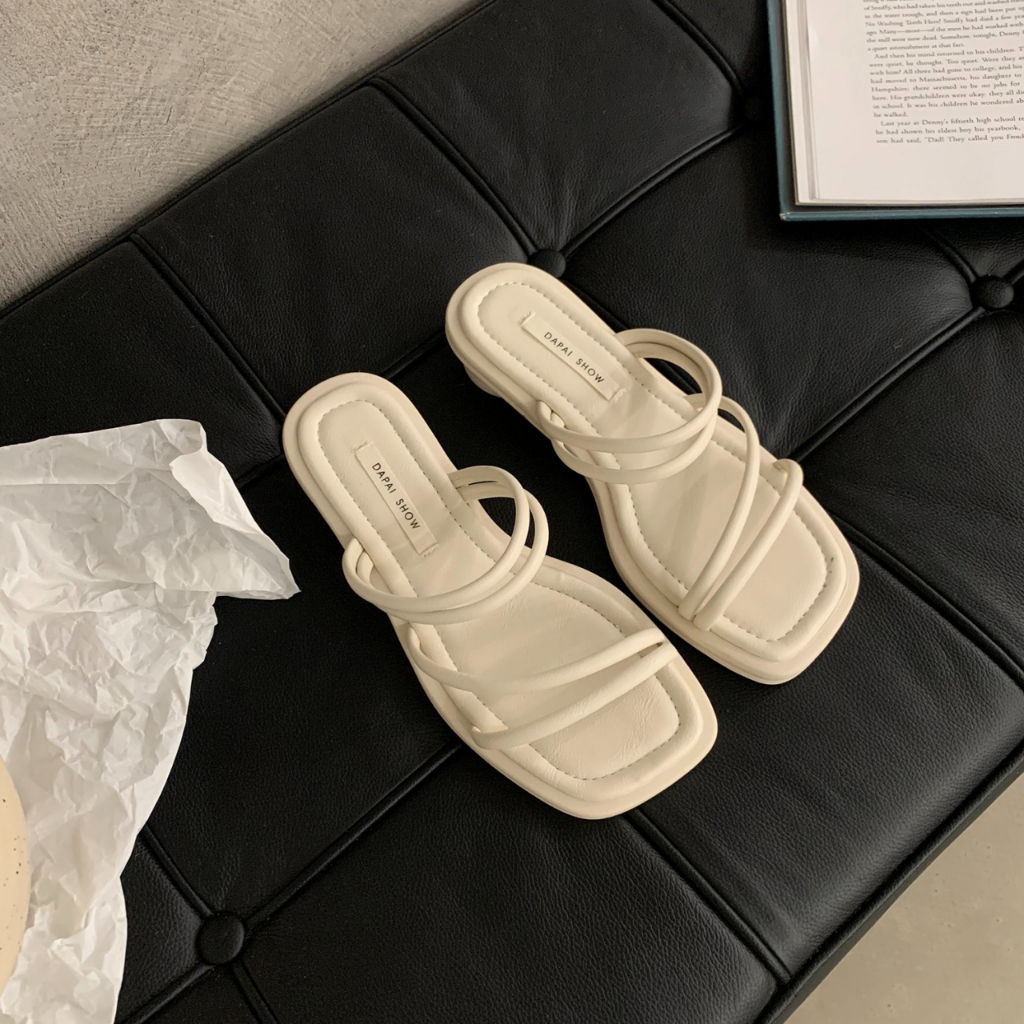 Giày Sandal Đế Thấp Mũi Vuông Mềm Mại Thời Trang Cho Nữ