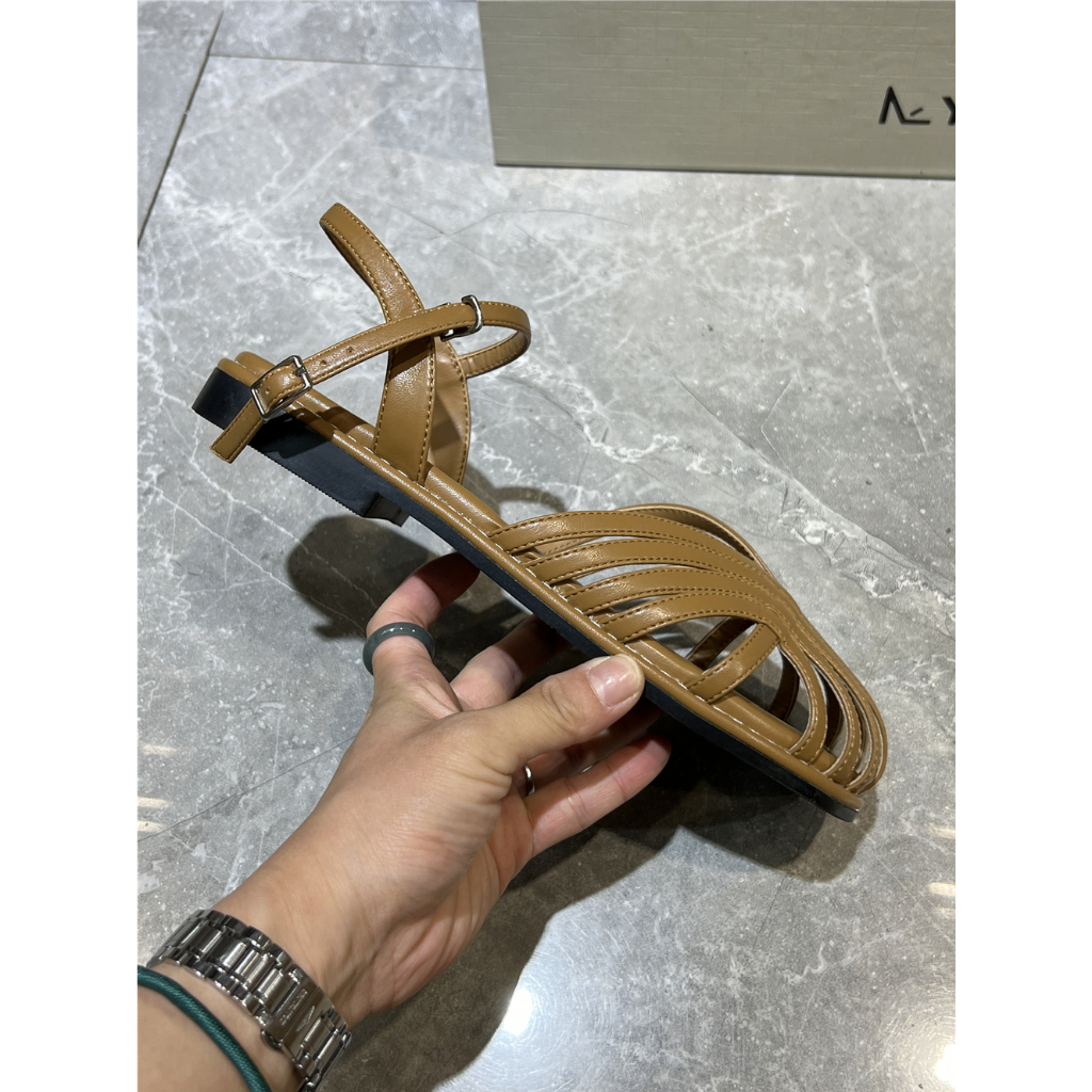Giày Sandal Đế Mềm Mũi Tròn Phong Cách Retro Cho Nữ