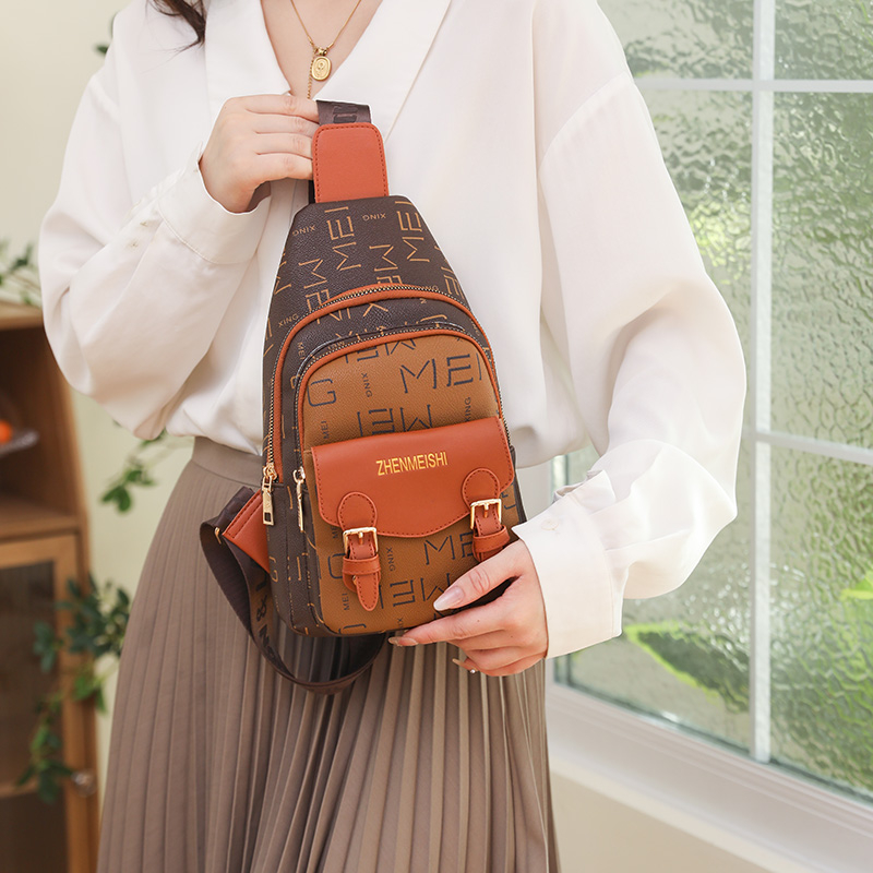 Túi Đeo Chéo Một Bên Vai Thời Trang Phong Cách Phương Tây Dành Cho Nữ