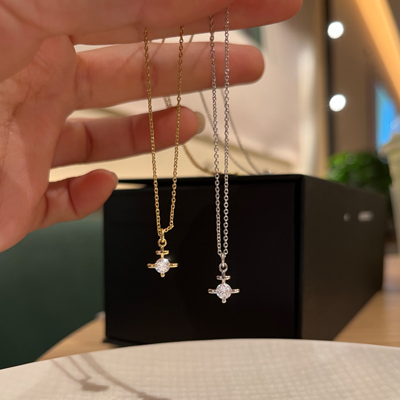 DÂY CHUYỀN VIVIENNE- WESTWOOD  925 Mặt Trái Tim Đính Đá Pha Lê Tím Phong Cách Mới Seiko WESTWOOD VIVIWEEN925