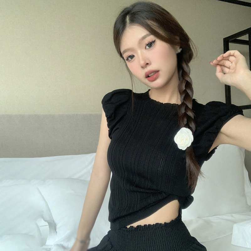 Áo Croptop Sát Nách Dệt Kim Màu Sắc Thanh Lịch