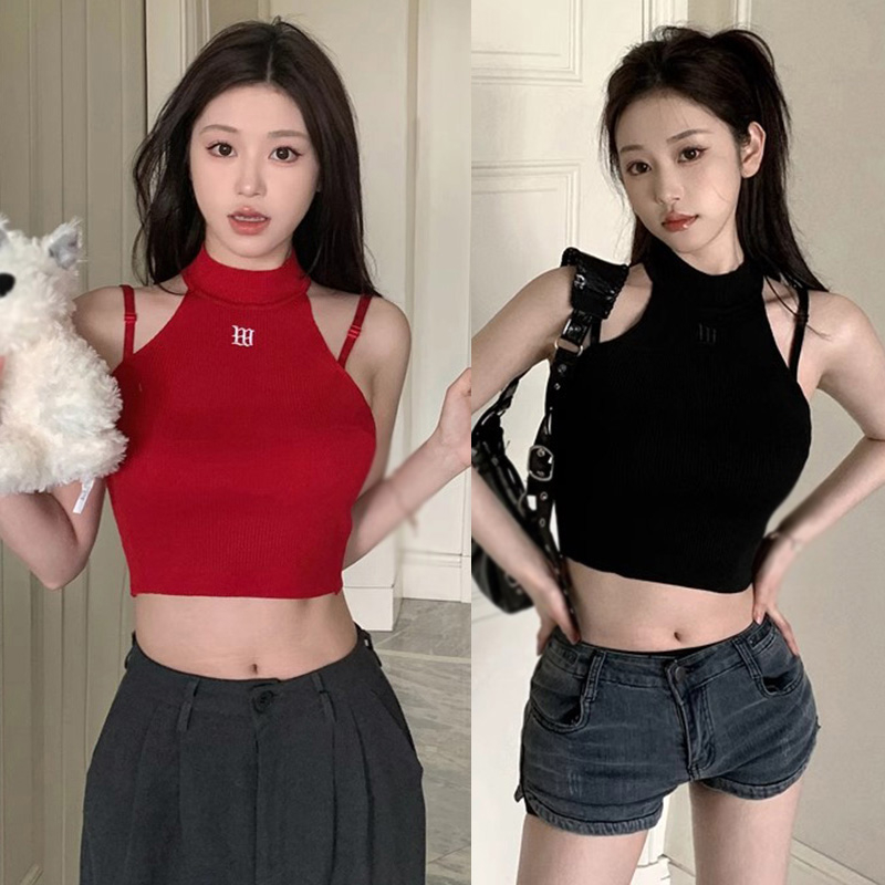 Áo Croptop Dệt Kim Hai Dây Dáng Ôm Thêu Họa Tiết Phong Cách Hàn Quốc Quyến Rũ Cho Nữ