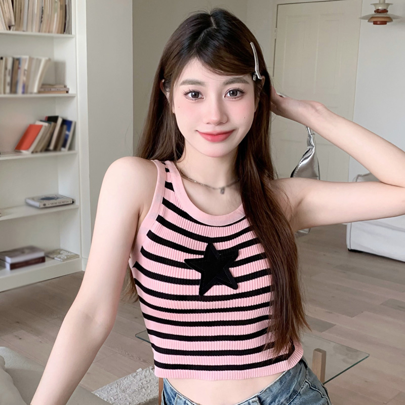 Áo Croptop Dệt Kim Sát Nách Cổ Tròn Hoạ Tiết Kẻ Sọc Cho Phái Nữ