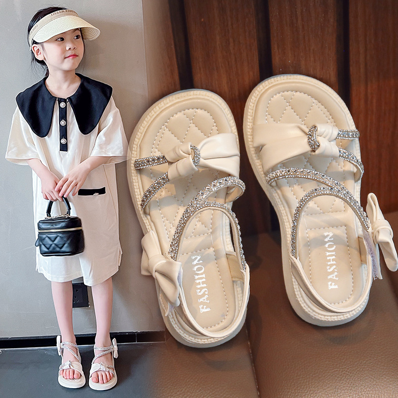 Sandal Đế Mềm Đính Đá Xinh Xắn Theo Phong Cách Mùa Hè Dành Cho Bé Gái