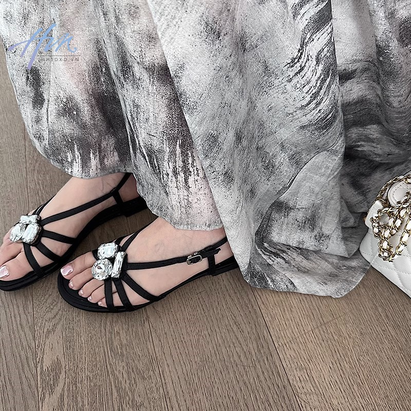 Sandal Hở Ngón Mùa Hè 2023 Phong Cách Mới Cho Nữ