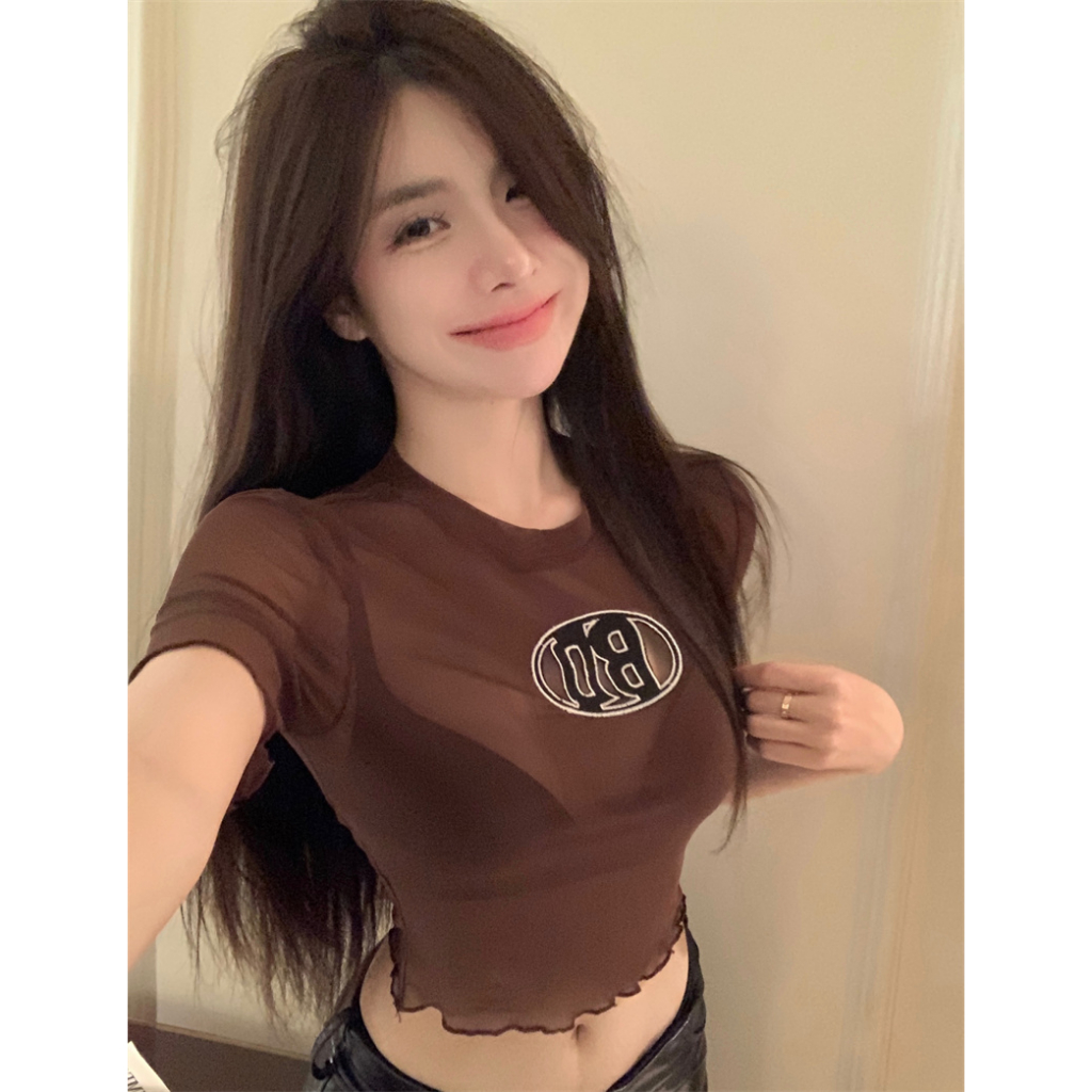 Lalisas Áo Thun Lưới Tay Ngắn Dáng Ôm Thêu Họa Tiết Cô Gái Gia Vị Cổ Điển Chống Nắng Cho Nữ