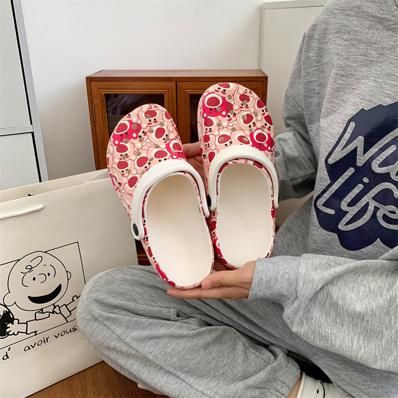 🔥có hàng sẵn🔥mùa hè mới Dép Gấu Dâu hoa văn dễ thương dép sandal nữ-AB2269
