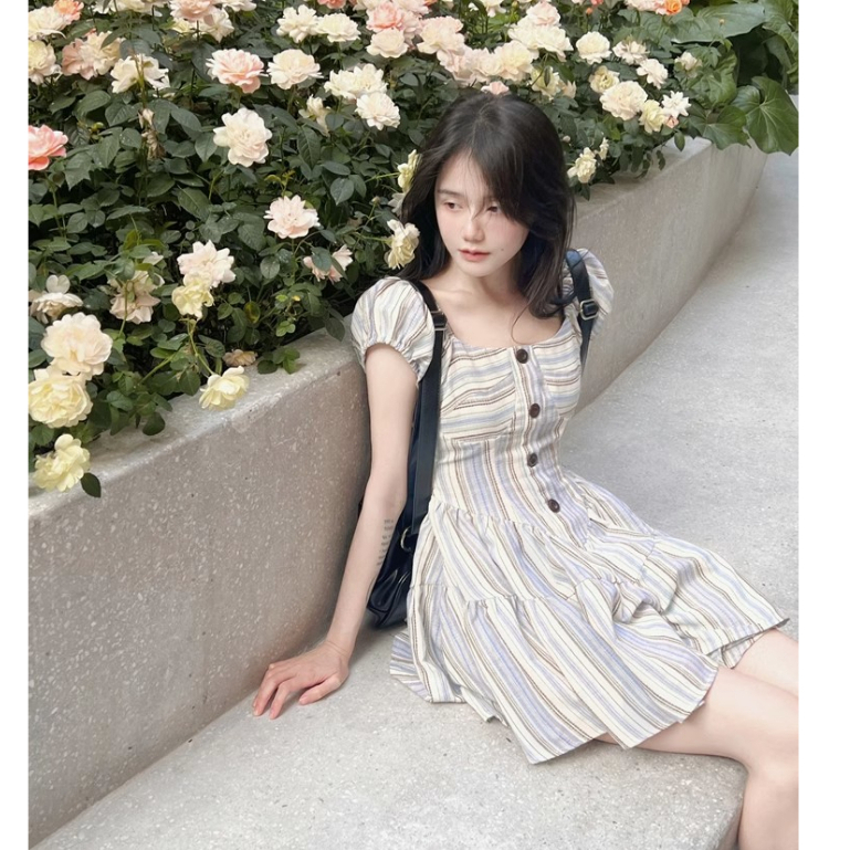 Đầm Tay Phồng Họa Tiết Kẻ Sọc Phong Cách Pháp Thời Trang Quyến Rũ Cho Nữ