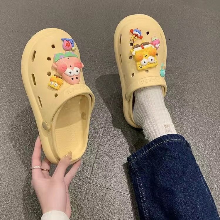 Dép Xỏ Ngón Đế Dày Mũi Vuông Họa Tiết SpongeBob Dễ Thương