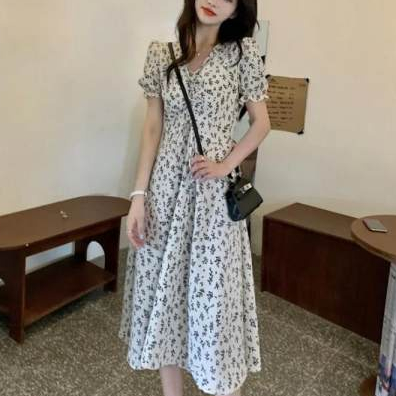 Đầm Hoa Tay Ngắn Cổ Chữ v Thời Trang Dành Cho Nữ