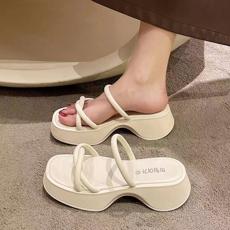 Dép Sandal Đế Dày Chống Trượt Thời Trang Dành Cho Nữ