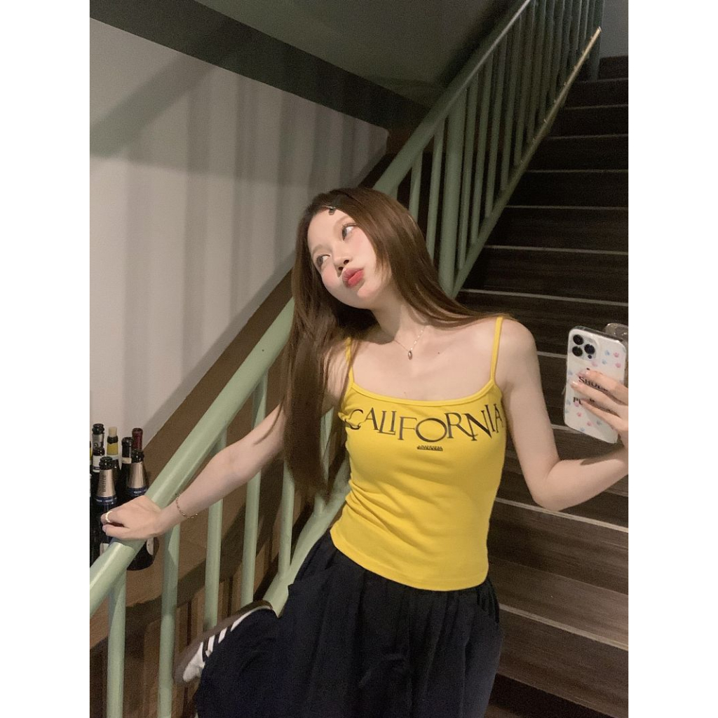 QADCOL Áo Hai Dây Dáng Ôm Ngắn In Chữ Cái Màu Vàng Phong Cách Mỹ Thời Trang Mùa Hè Cho Nữ