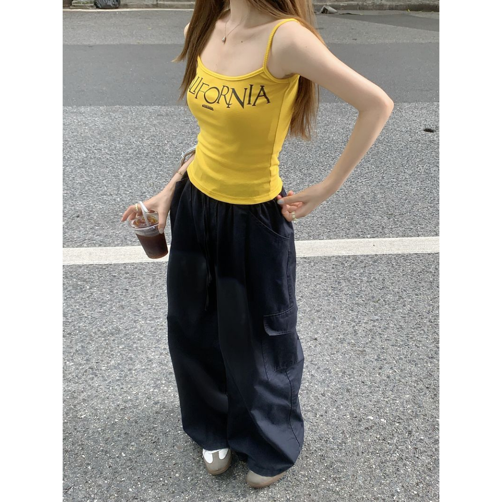 QADCOL Áo Hai Dây Dáng Ôm Ngắn In Chữ Cái Màu Vàng Phong Cách Mỹ Thời Trang Mùa Hè Cho Nữ