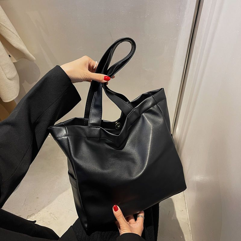 Túi xách da PU mềm màu đen cỡ lớn phong cách vintage thời trang cho nữ