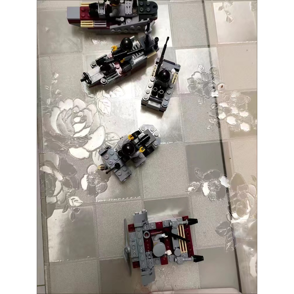 Bộ Đồ Chơi Lắp Ráp Mô Hình Tàu Chiến 1,000 Mảnh