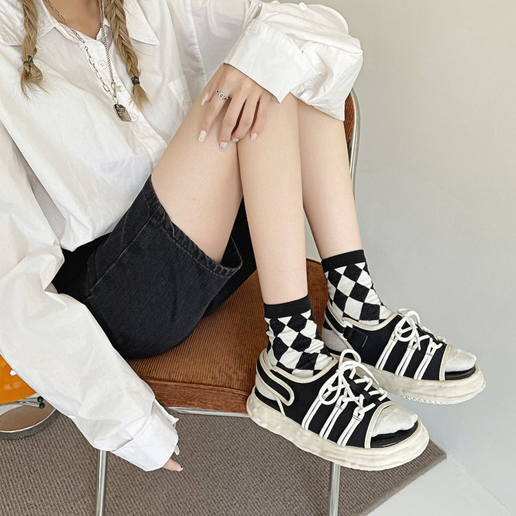 One more shoes⭐Xăng đan Đế Bằng Thoáng Khí Thời Trang Đi Biển Mùa Hè Cho Nữ