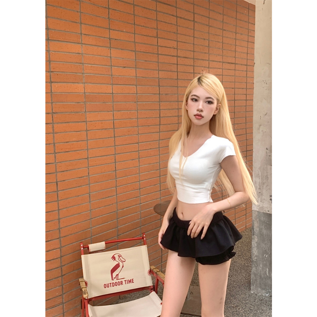 Áo Croptop Tay Ngắn Cổ Chữ V Màu Trơn Quyến Rũ Dành Cho Nữ