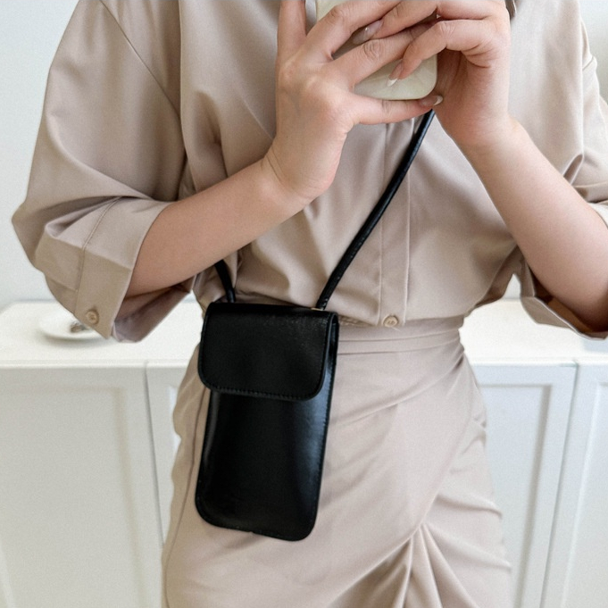 Túi Đeo Chéo Mini Bằng Da PU Bóng Màu Trơn Thời Trang Dành Cho Nữ