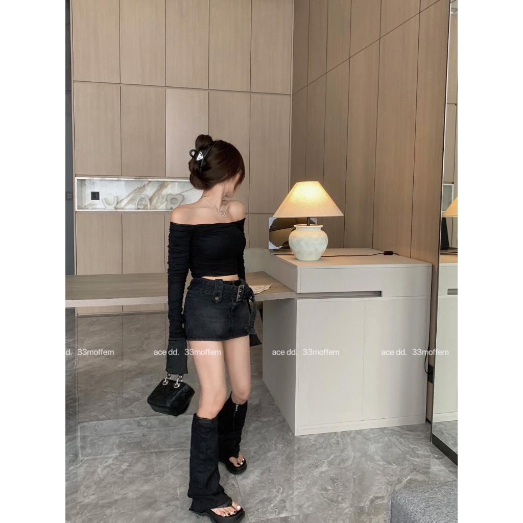 Áo Thun Tay Dài Trễ Vai Xếp Ly Dáng Ôm Kiểu Pháp Xinh Xắn Cho Bạn Gái