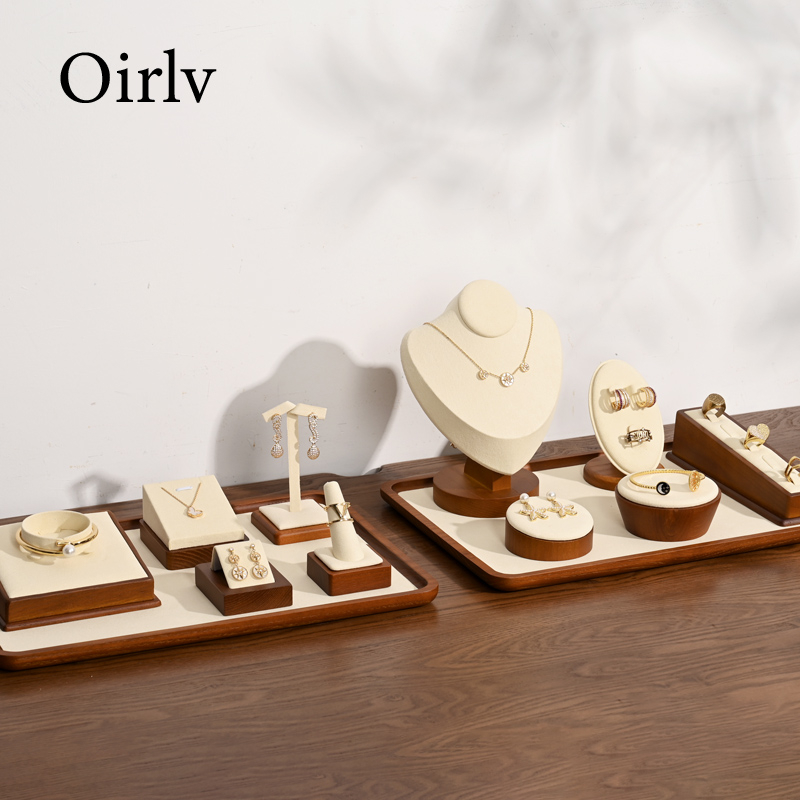 Giá Đỡ Trưng Bày Nhẫn / Vòng Tay / Vòng cổ Bằng Gỗ