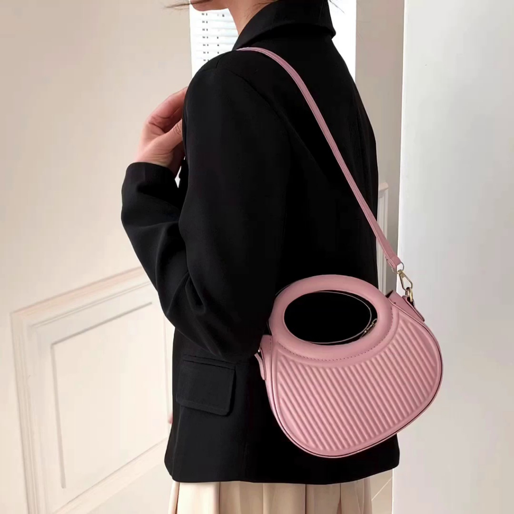 Có hàng sẵn Casual Bags Túi xách PU Phong cách đơn giản Messenger Trọng lượng nhẹ nữ thông thường để đi du lịch hàng ngày