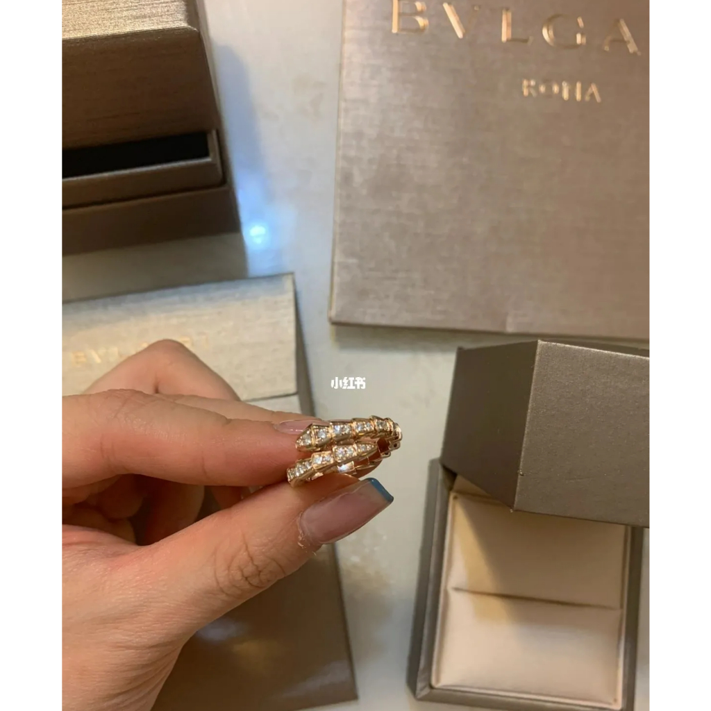 Bộ nhẫn mạ vàng trắng đính đá 18 Kt 2021