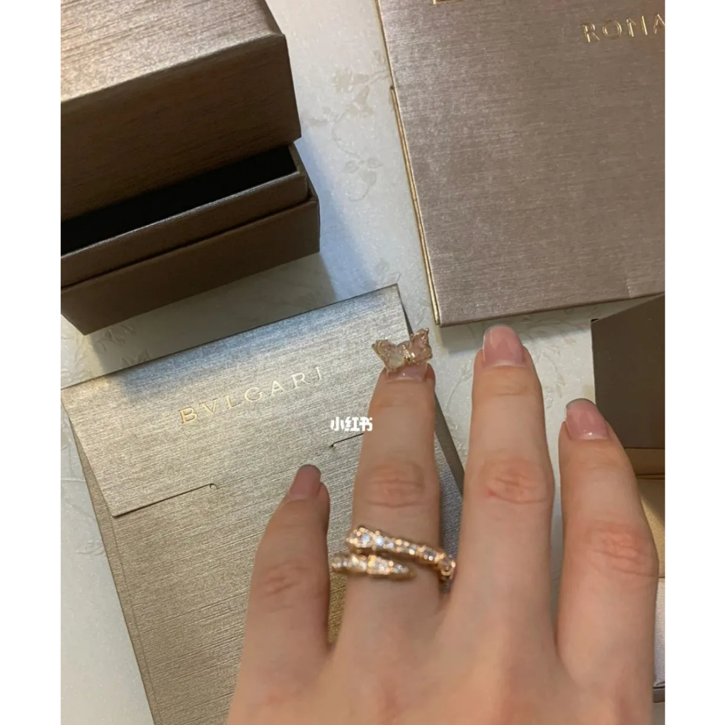 Bộ nhẫn mạ vàng trắng đính đá 18 Kt 2021