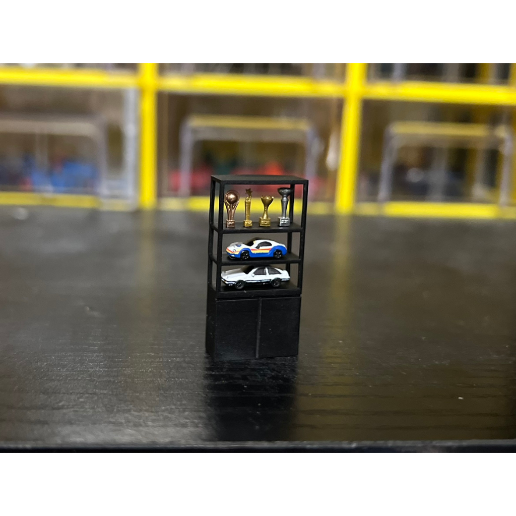 Mô Hình Tủ Trưng Bày Xe Hơi Diorama Trophy Tỉ Lệ 1 / 64