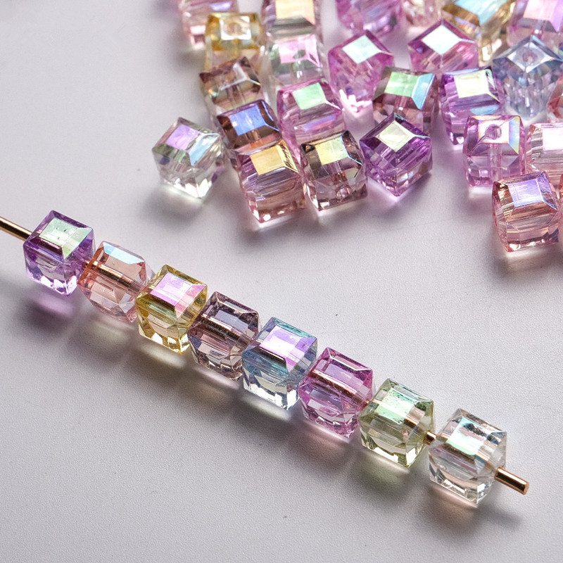Set 50 Hạt Cườm Vuông 8mm Nhiều Màu Sắc Trang Trí Tóc / Điện Thoại DIY