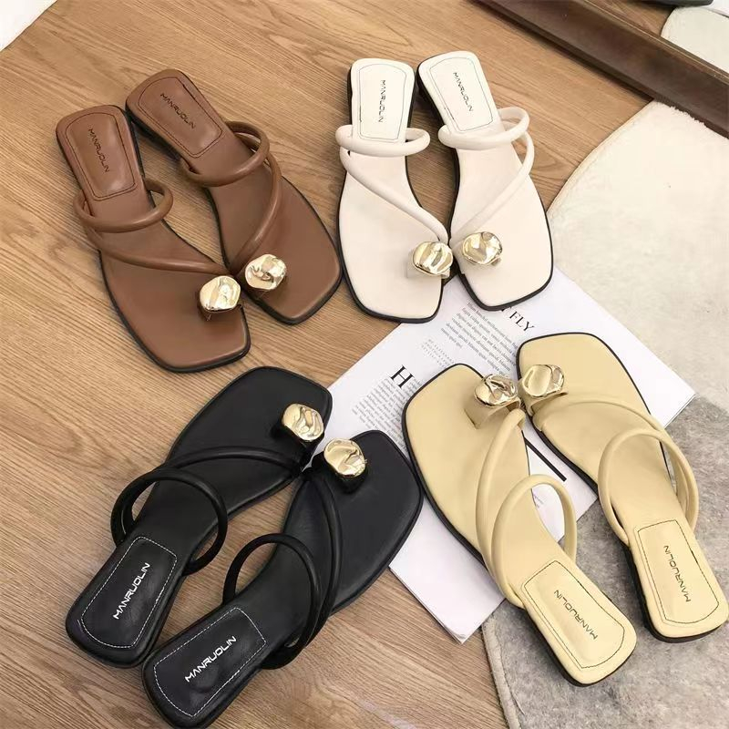 HHH Dép sandal nữ đế cao 3cm 2023NEW  Đi Biển Thoải Má Xinh Xắn  B90H00H