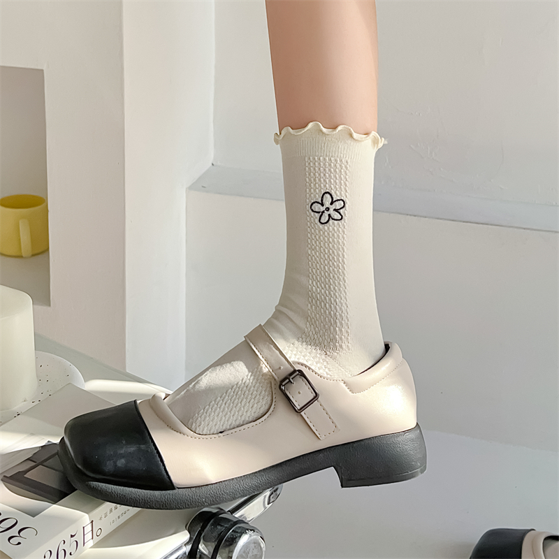 Vớ Cotton Họa Tiết Hoa Anh Đào Trắng Đen Phong Cách Lolita Ngọt Ngào Dễ Thương Cho Nữ