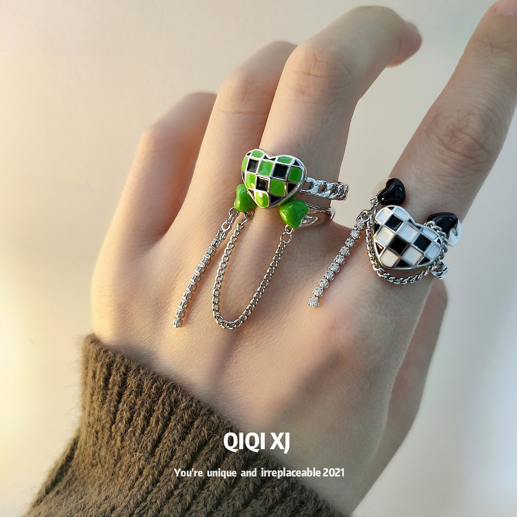Nhẫn Họa Tiết Bảng Tráng Men Phối Dây Xích Tua Rua Độc Đáo Phong Cách Retro Thời Trang Cho Nữ
