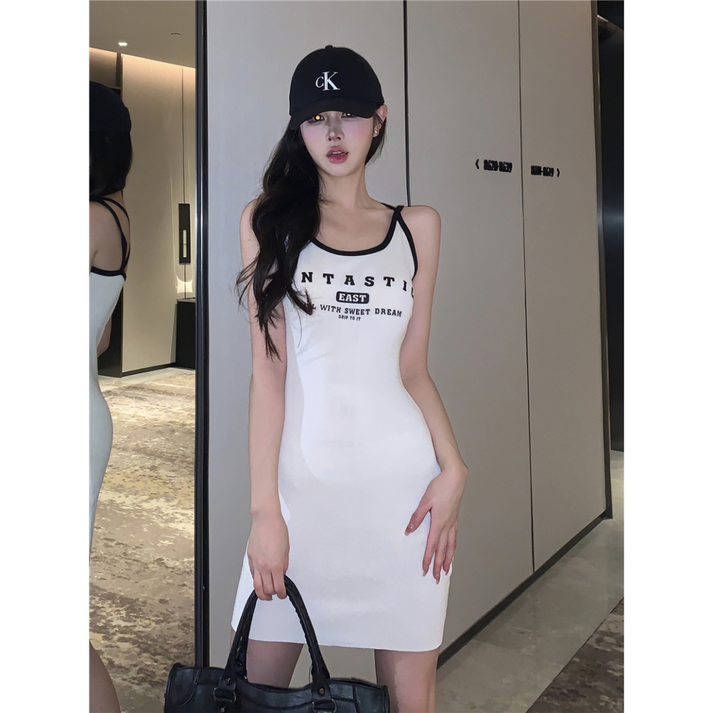 QKOOLE Đầm Ôm Eo Có Túi In Chữ Phong Cách Mới Lạ Quyến Rũ Nóng Bỏng Cho Nữ