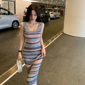 SUXI Đầm Midi Dệt Kim Dáng Ôm Họa Tiết Kẻ Sọc Màu Cầu Vồng Thời Trang Mùa Hè Xinh Xắn Cho Nữ