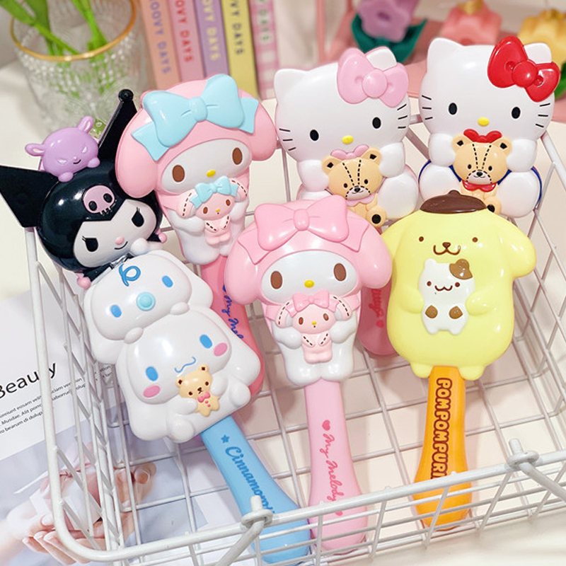 Ins Gương Trang Điểm / Lược Đệm Khí Ba Chiều Sanrio / Hello Kitty / Cinnamoroll massage Có Tay Cầm Dạng Lược