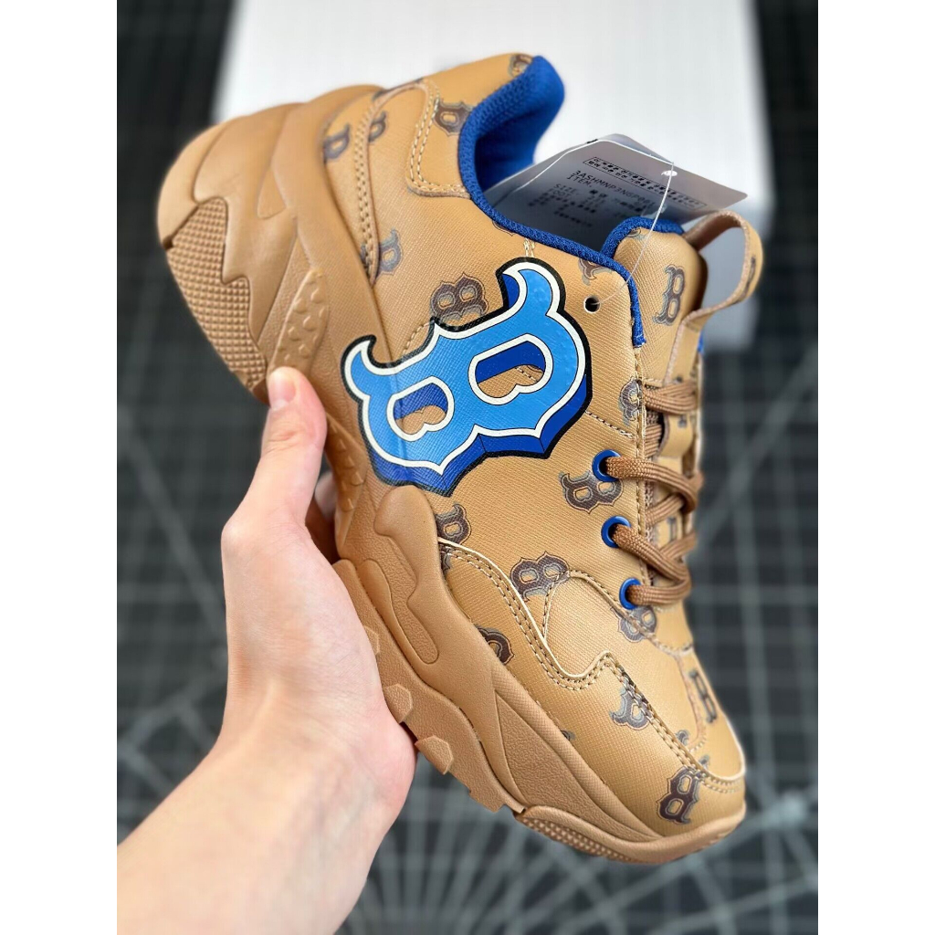 Giày Thể Thao Boston Red x MLB 3ASHMNP3N-GP001 35-45 Màu Nâu Thiết Kế Đơn Giản
