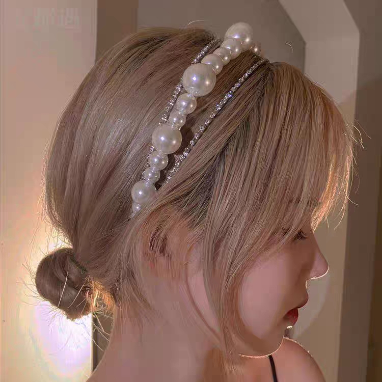 Băng Đô Hai Lớp Đính Ngọc Trai Và Bướm CHLINS