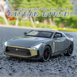 Mô hình xe hơi nissan gtr 50alloy tỉ lệ 1: 32 bằng kim loại có đèn và nhạc cho bé trai