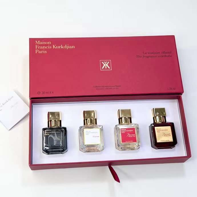 Bộ 4 Lọ Nước Hoa Maison Francis Kurkdjian Paris Baccarat 540 30ml