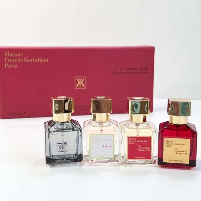 Bộ 4 Lọ Nước Hoa Maison Francis Kurkdjian Paris Baccarat 540 30ml