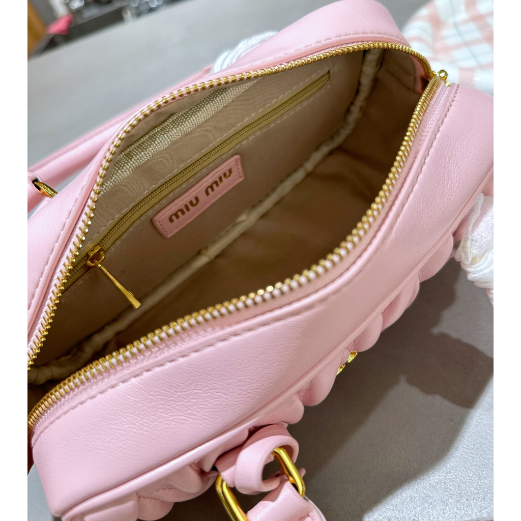 MIUMIU New Boston Túi Xách Bowling Thiết Kế Tinh Tế Và Đẹp Mắt