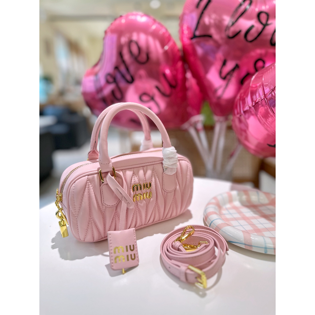 MIUMIU New Boston Túi Xách Bowling Thiết Kế Tinh Tế Và Đẹp Mắt